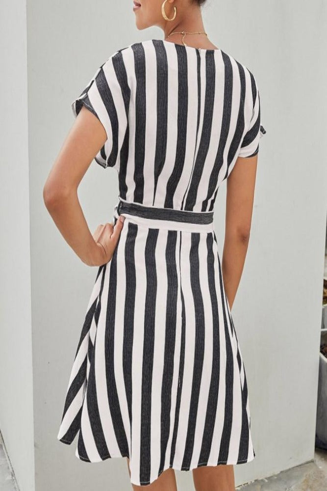Black-Fashion Stripe-Short Sleeve-Casual Dress-Back-Side-Amra-Fashion