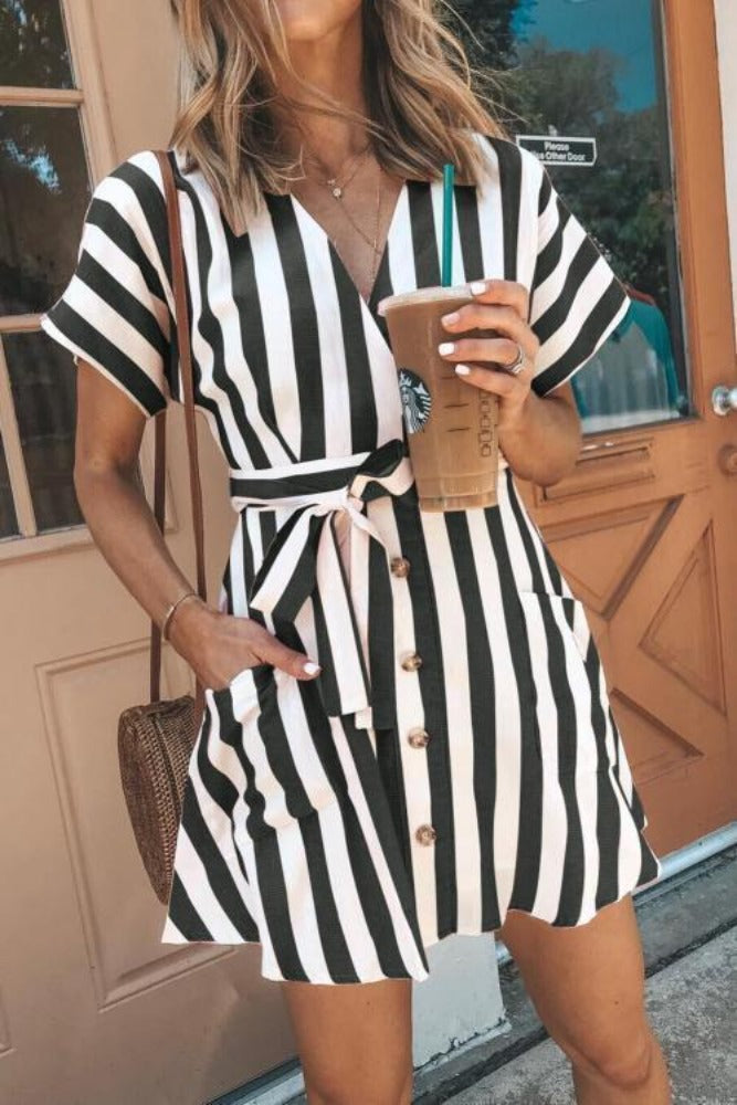 Black-Fashion Stripe-Short Sleeve-Casual Dress-Front-Side-02-Amra-Fashion