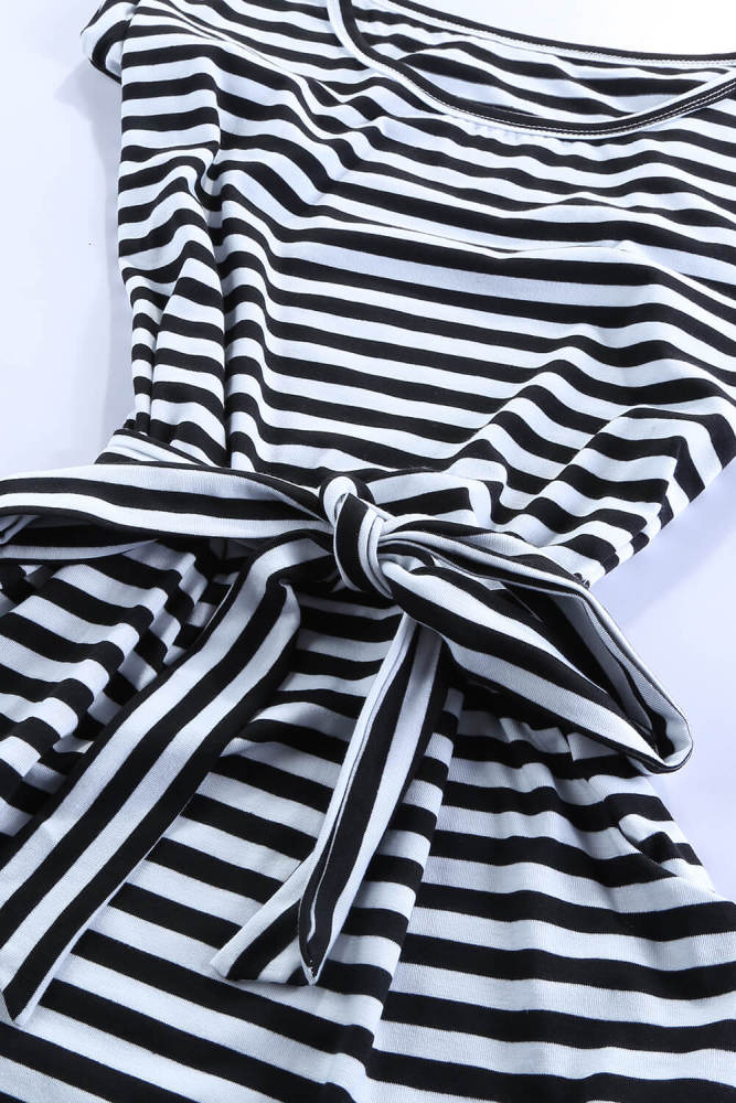 Black Stripes Pocketed T-shirt Dress with Belt 